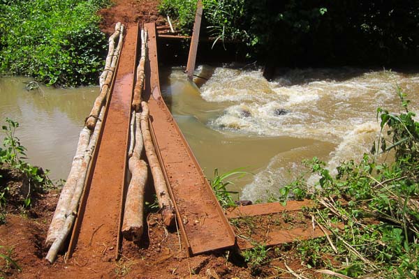 The old Pont Pende, 10km south of Lakandja, Central African Republic