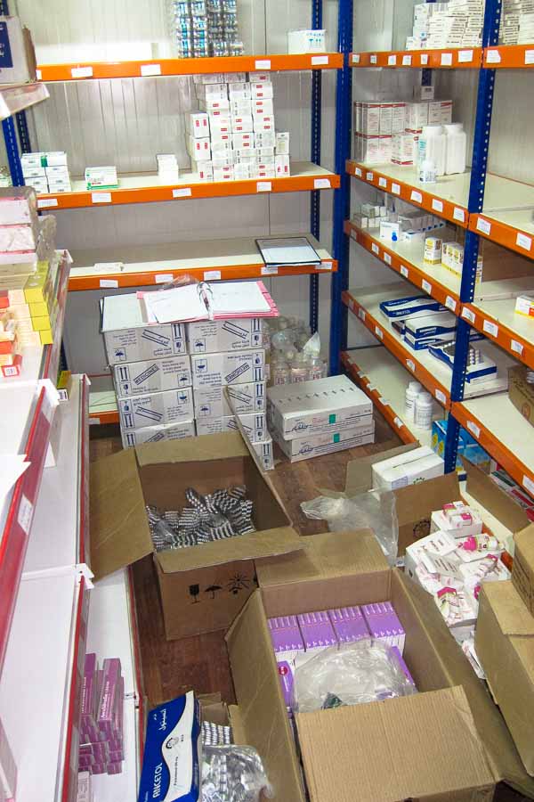 Cramped pharmacy in the undersized MSF primary health centre in Domiz Refugee Camp, November 2012